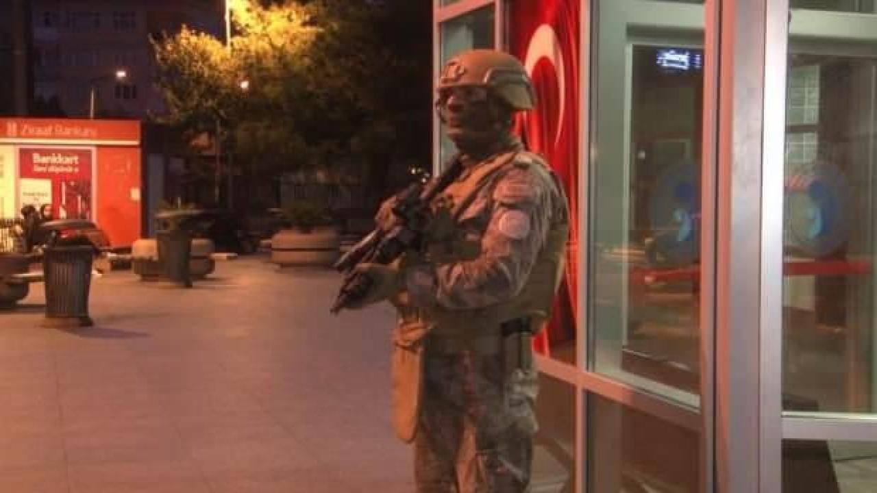 Bakırköy'de hastane önünde silahlı saldırı: 1 ölü