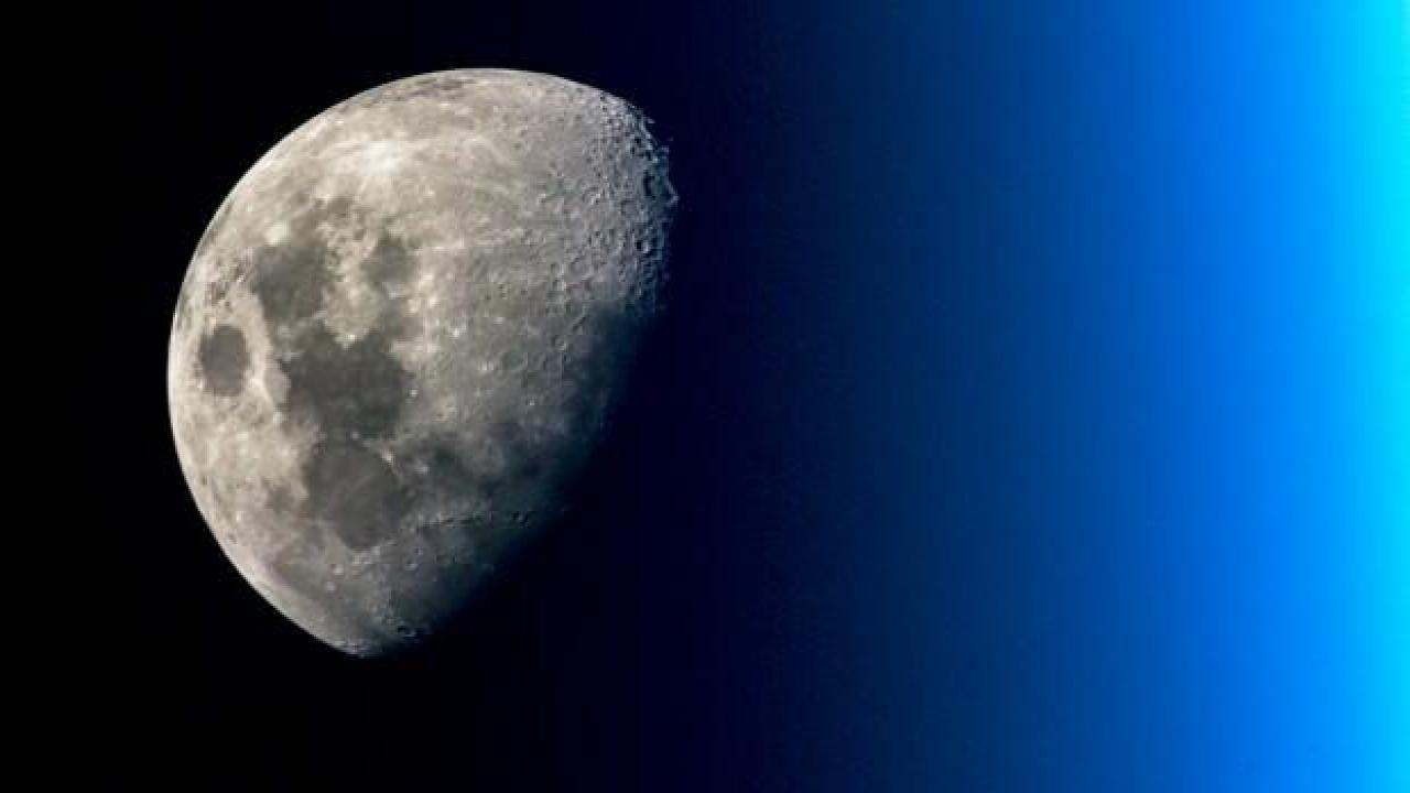 Ay yörüngesinde çarpıcı manzara! Uzay aracı yakaladı