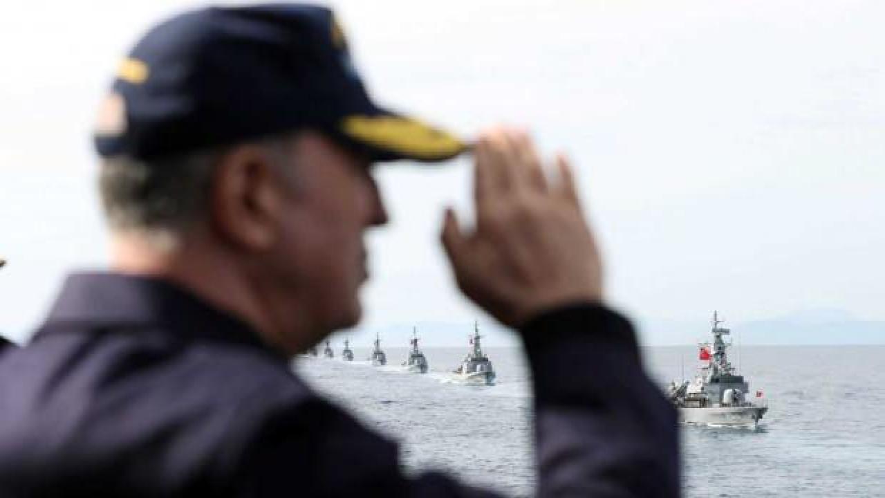 Bakan Akar'dan 'Deniz Kuvvetleri Günü' mesajı