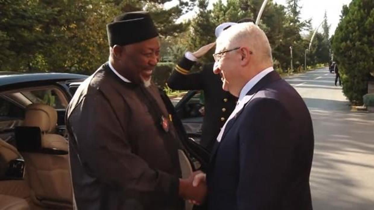 Bakan Güler, Nijerya Savunma Bakanı ile görüştü