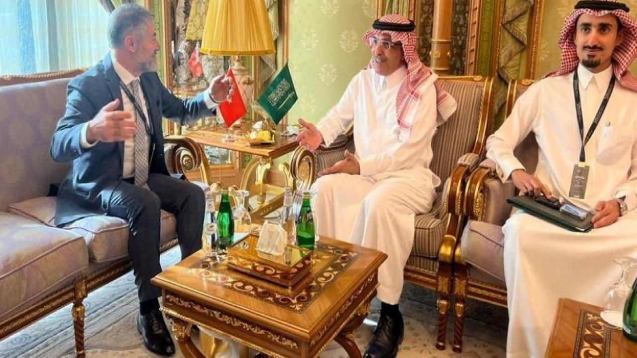 Bakan Nebati, Suudi Arabistan Maliye Bakanı ile görüştü