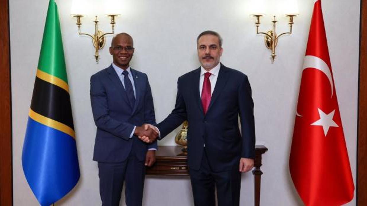 Dışişleri Bakanı Fidan Tanzanyalı mevkidaşıyla görüştü