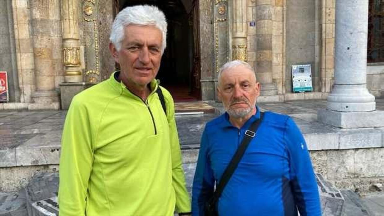 Hacca gitmek için Üsküp'ten bisikletle yola koyulan 2 Müslüman Konya'da