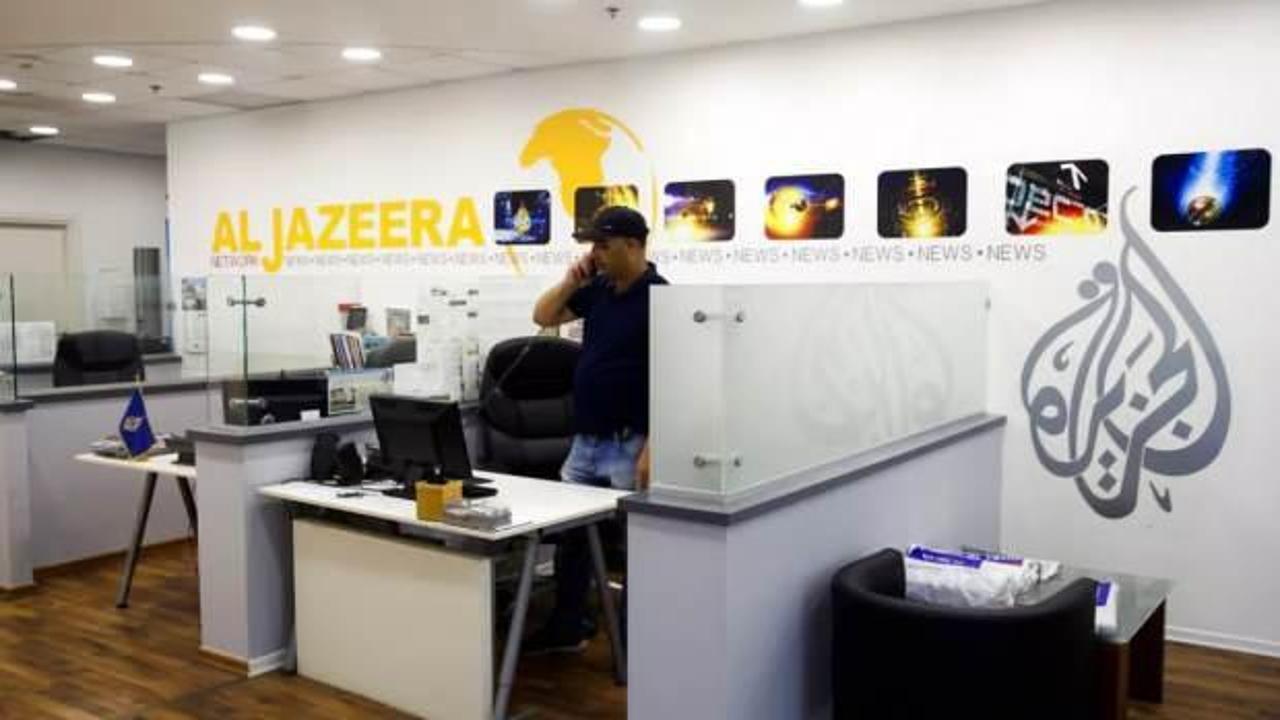 İsrail polisi Al Jazeera'nın ofisini bastı