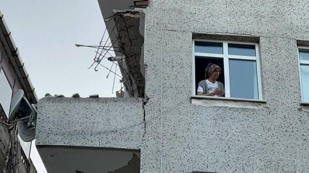 İstanbul'da balkonu çöken 6 katlı apartman tahliye edilecek