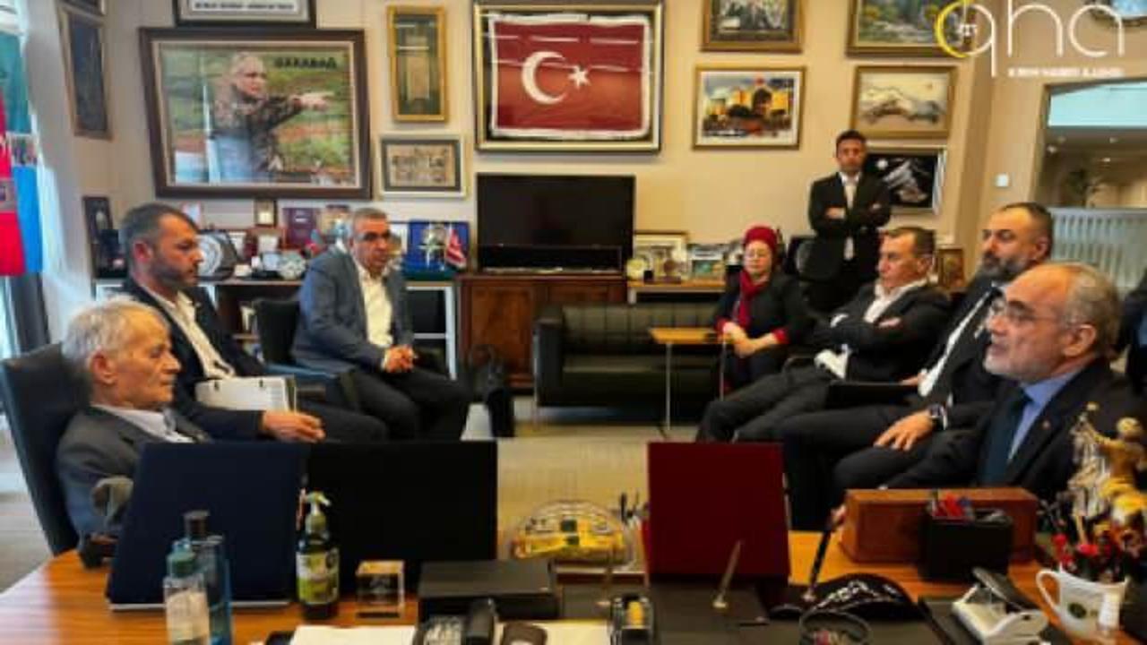 Kırım Tatar halkının millî lideri Kırımoğlu, Cumhurbaşkanı Başdanışmanı Topçu ile görüştü