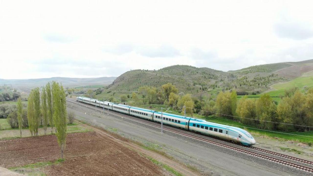 Sivas ile İstanbul arasında ekspres ve aktarmasız yüksek hızlı tren seferleri başlıyor