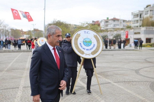 Büyükada’da 23 Nisan Coşkusu: Resmi Tören ve Okul Programıyla Kutlandı