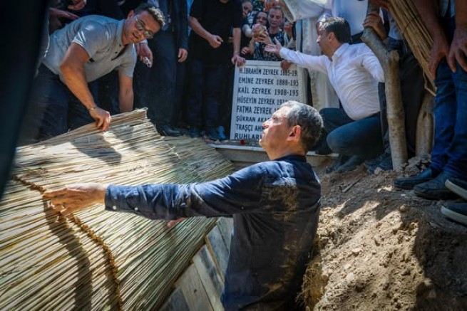 CHP Lideri Özgür Özel: “Canımız Ferdimizi Dualarla Uğurladık”