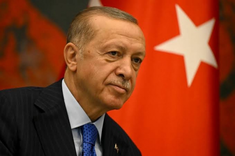 Cumhurbaşkanı Erdoğan’dan taziye mesajı: “Ferdi Zeyrek’in vefatından büyük üzüntü duydum”