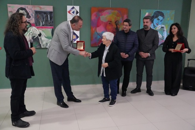 Cumhuriyet’in 102. Yılında Kadınların İz Bırakan Hikâyeleri Sergilendi