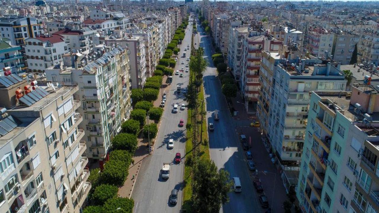 Deprem evleri için 4 ayda 4 milyon ton çelik gerekiyor: Yeteri kadar var
