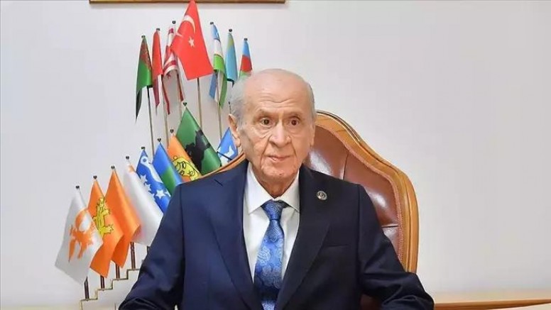 Devlet Bahçeli’den Ferdi Zeyrek için taziye mesajı: “Mekânı cennet, ruhu şad olsun”