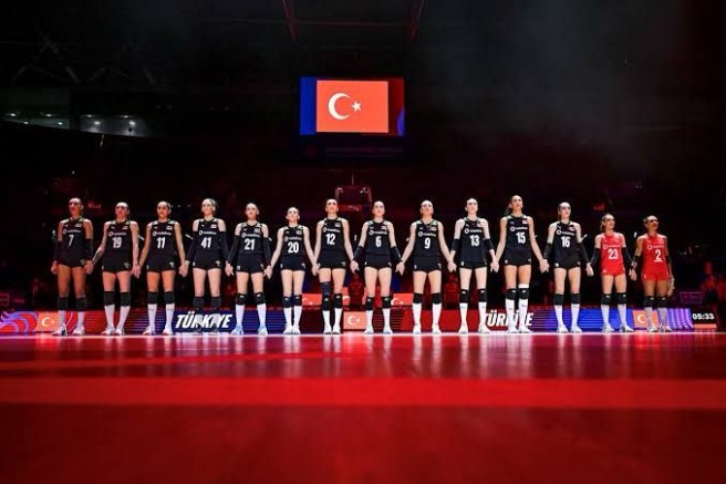 Filenin Sultanları Çin’i de Devirdi, VNL’de İlk Haftayı Namağlup Tamamladı