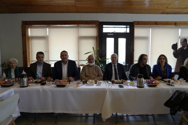 Kartal'da Dünya Sanat Günü'ne Özel Anlamlı Buluşma