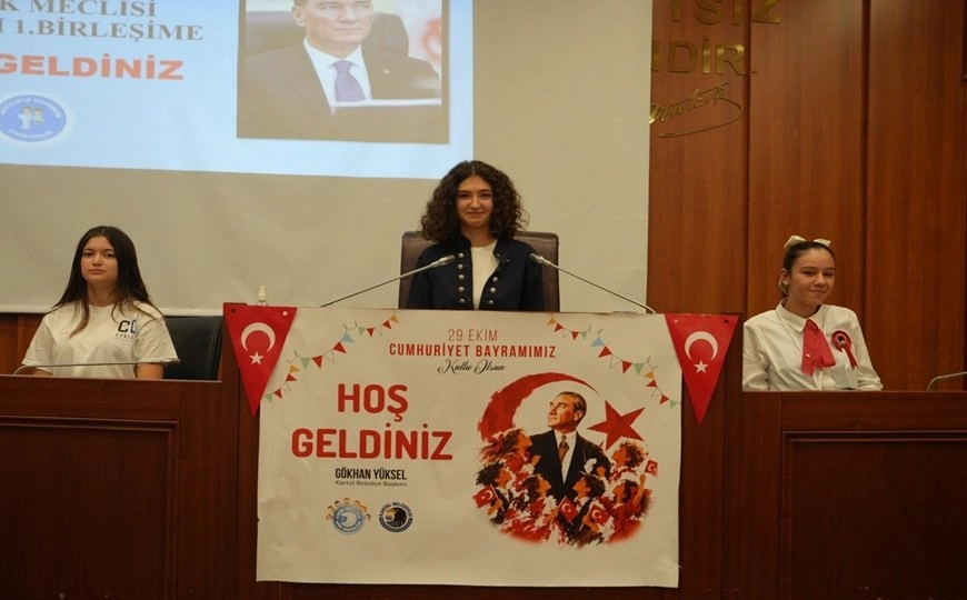 Çocuk Meclisi'nde Cumhuriyet Bayramı coşkusu