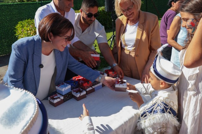 Maltepe’de Sünnet Şenliği Coşkusu: Başkan Köymen Çocuklarla Birlikteydi