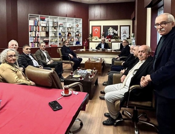 MHP Kartal İlçe Başkanı Zübeyir Kurt’tan Kartal Cemevi Vakfı’na Ziyaret