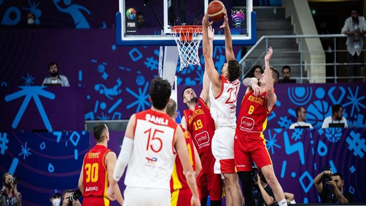 12 Dev Adam Avrupa Şampiyonası'na galibiyetle başladı