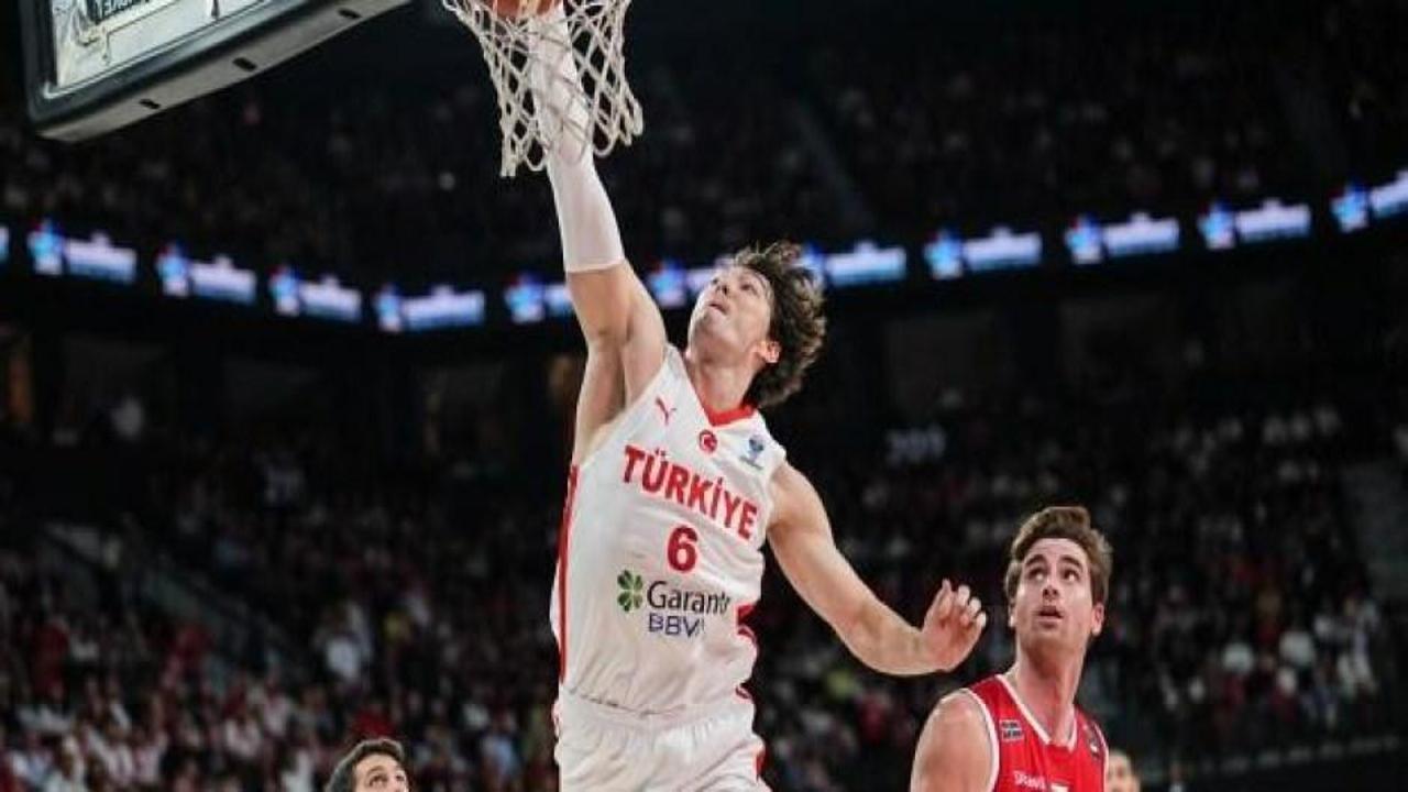 12 Dev Adam'dan Macaristan'a farklı tarife!