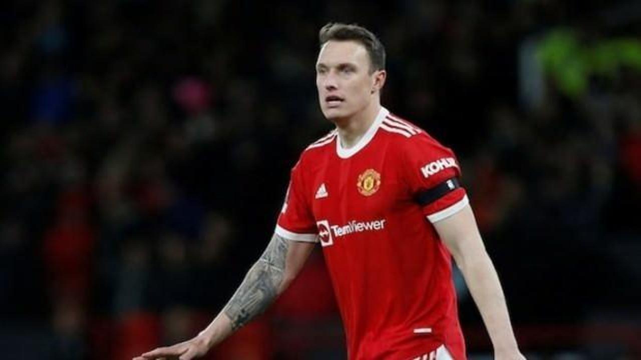 12 yıl Manchester United forması giymişti! Futbolu bıraktı