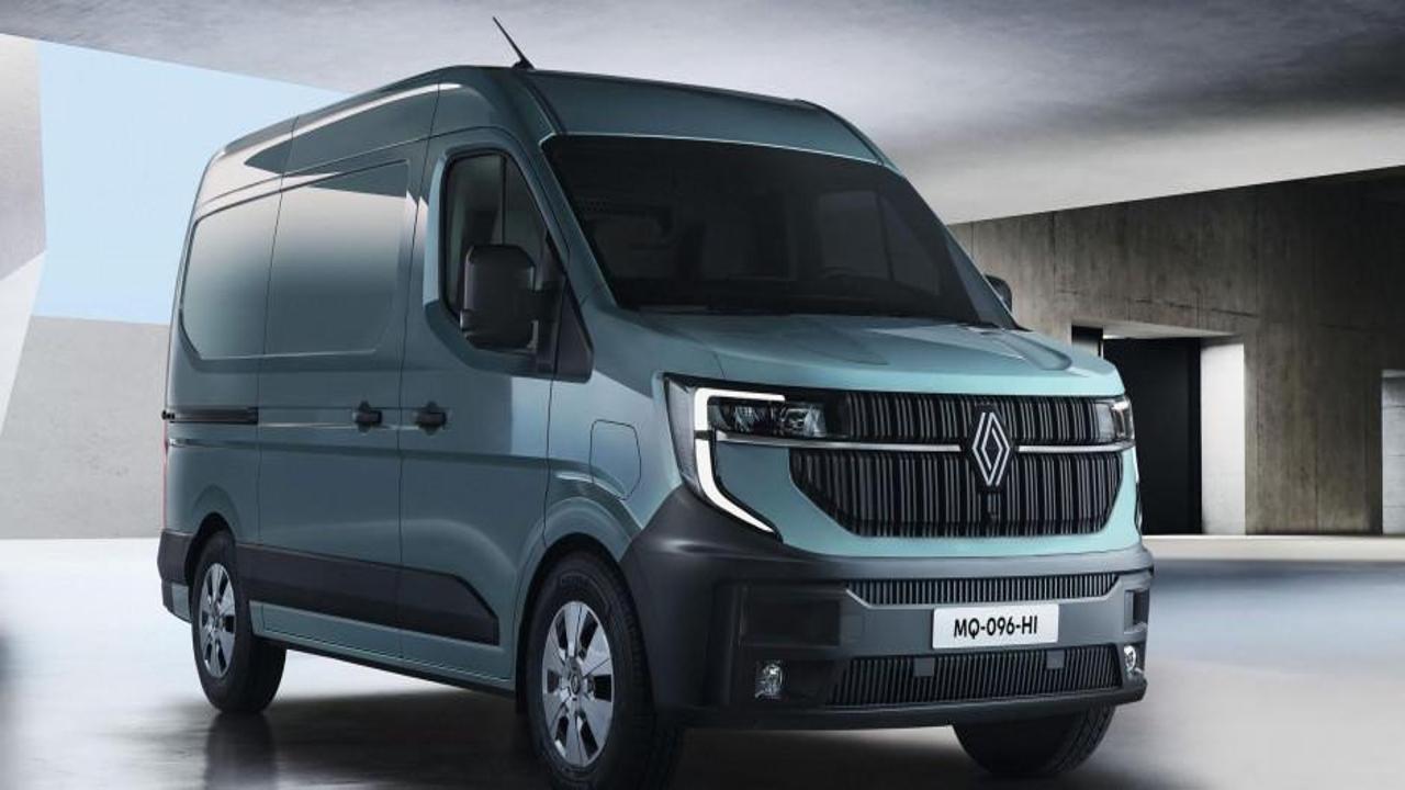 2025 Renault Master Türkiye'de satışa sunuldu: Yılın van'ı, yeni fiyatıyla yola çıkıyor!