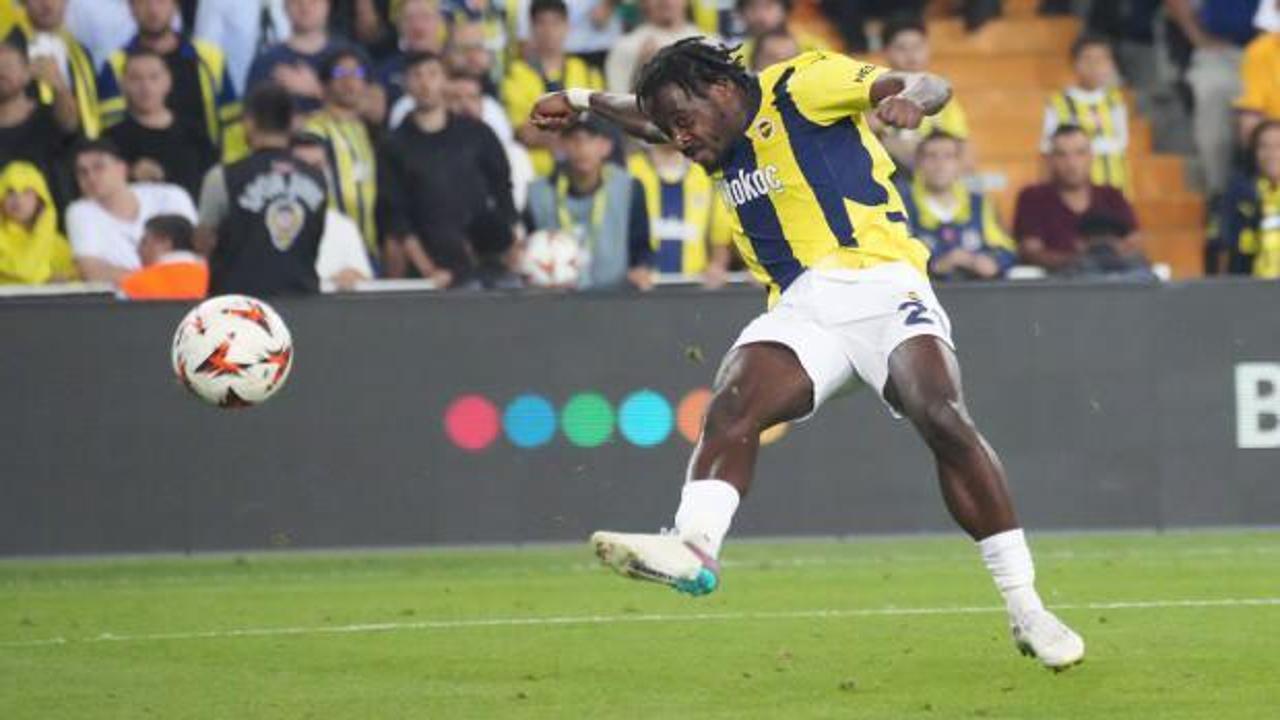 25 dakikada oyundan atılan Osayi ilki yaşadı!