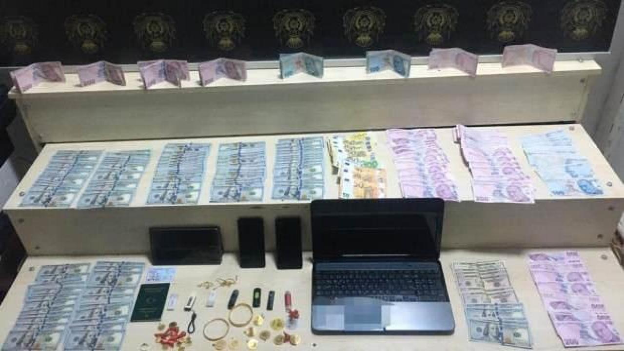 3 yıldır firar olan FETÖ'cünün saklandığı yerden servet çıktı