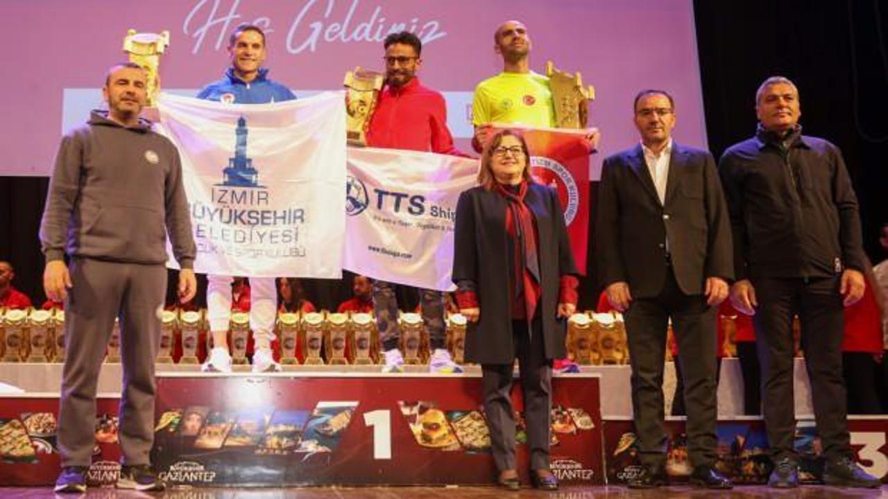 5. Gazi Yarı Maratonu'nun ödülleri sahiplerini buldu