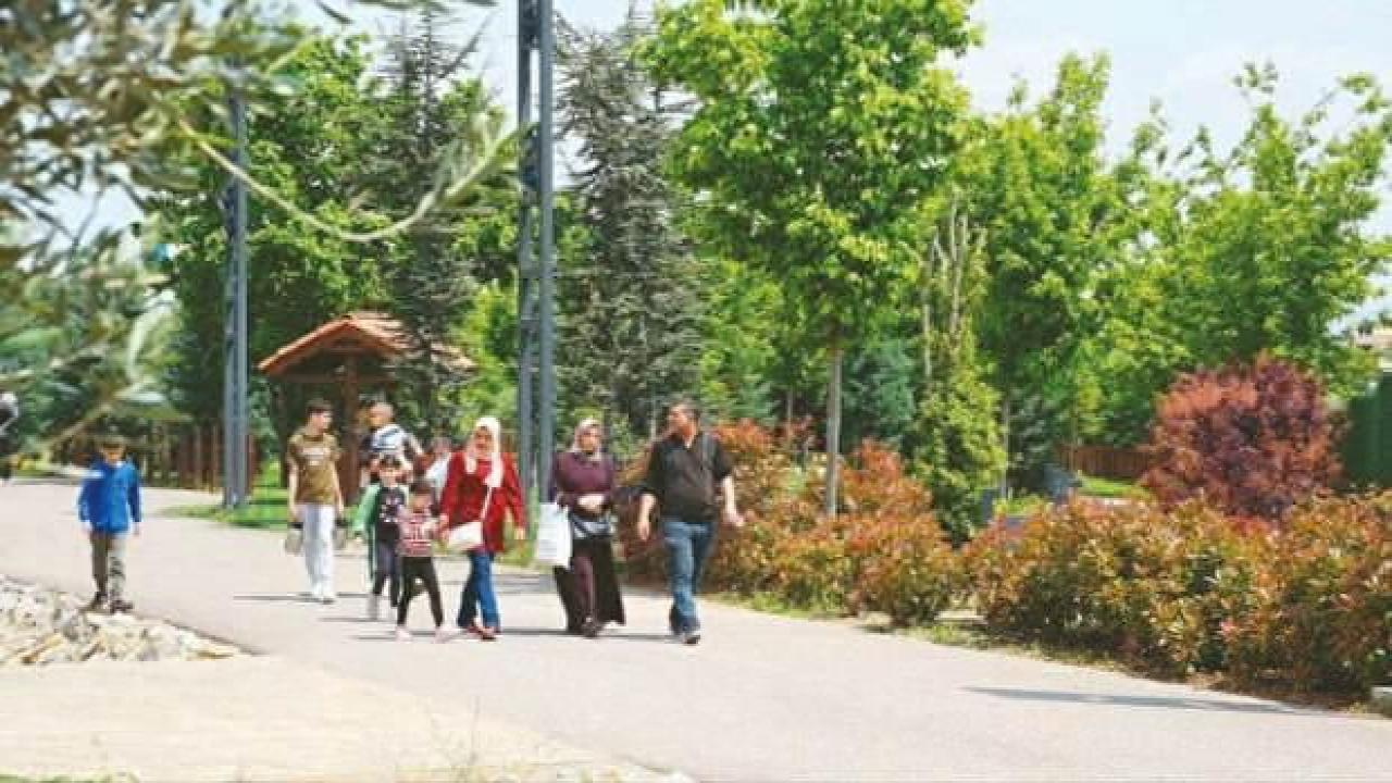 5 yılda 484 millet bahçesi
