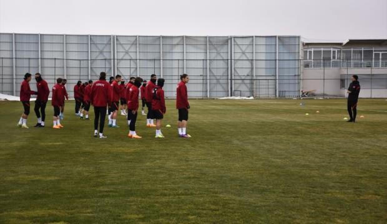 A Milli Takım, İtalya maçı hazırlıklarına başladı