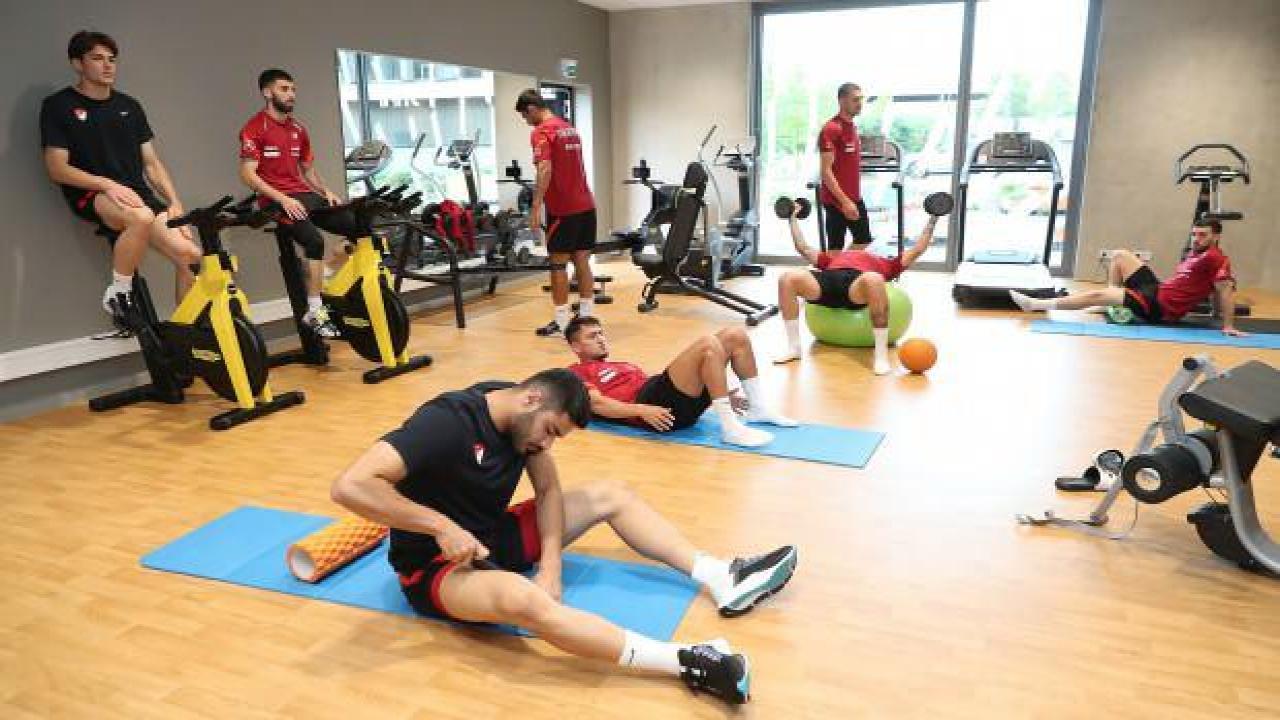 A Milli Takım salonda çalıştı
