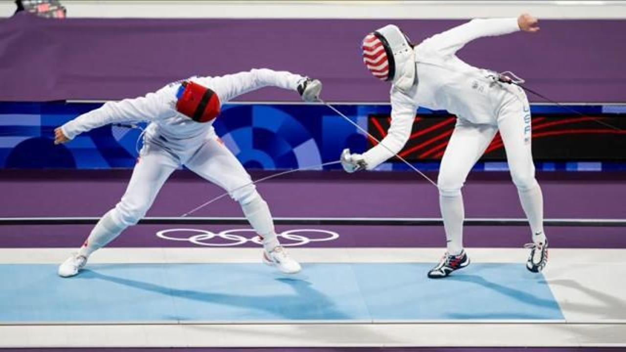 ABD'den LGBT çevrelerini sevindirecek karar: Kadın eskrimci diskalifiye edildi