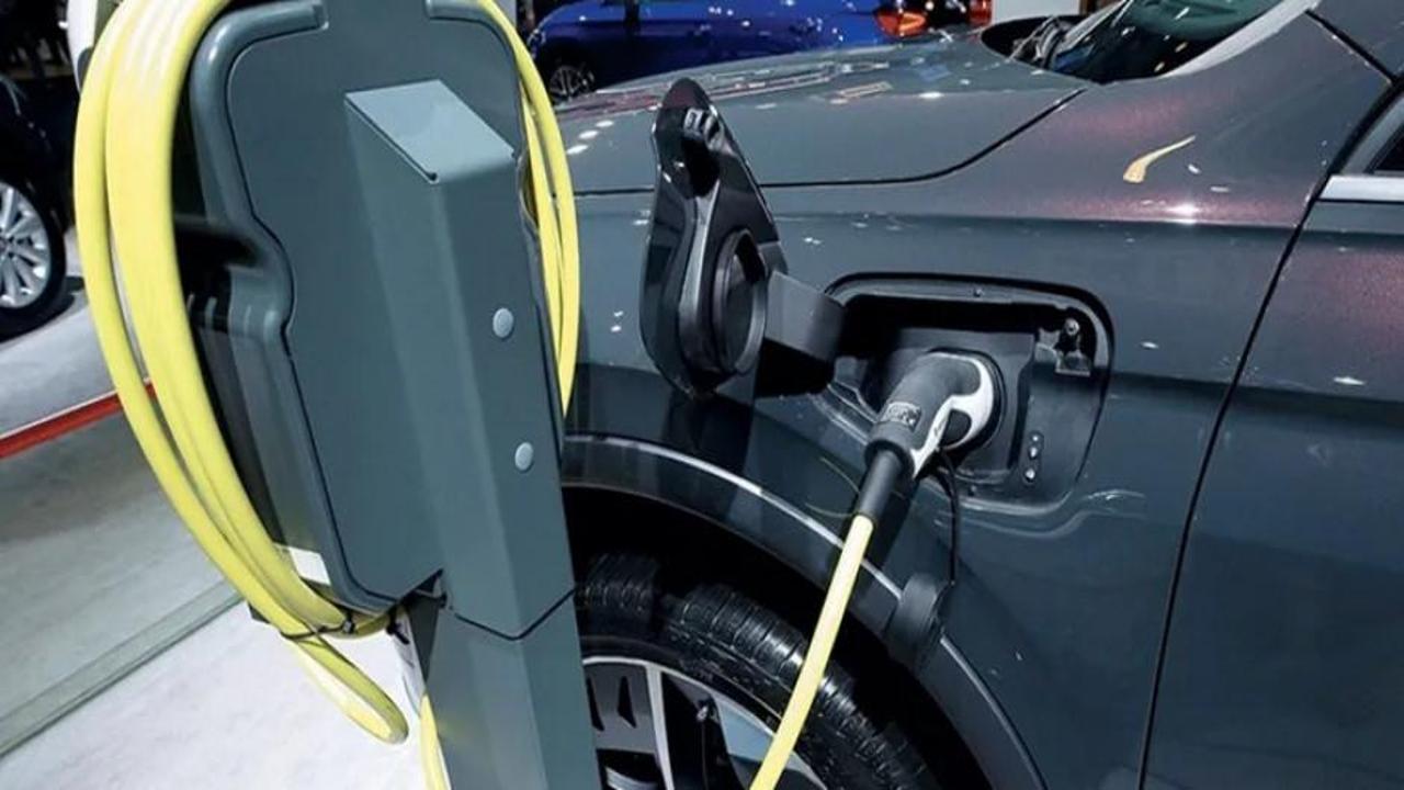 AB'de 2023'te elektrikli araçların pazar payı büyüdü