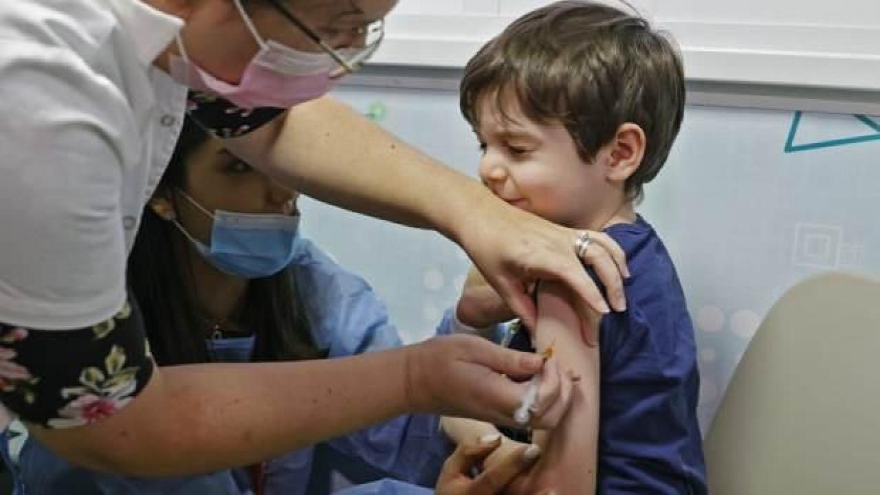 ABD'li yetkililerden Pfizer-BioNTech için  yeni öngörü