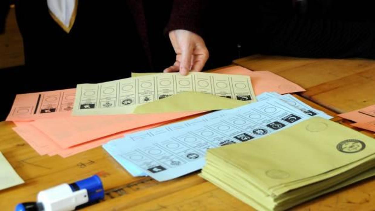 Abdülkadir Selvi, çarpıcı anket sonuçlarını paylaştı: Yıllar sonra ilk kez...