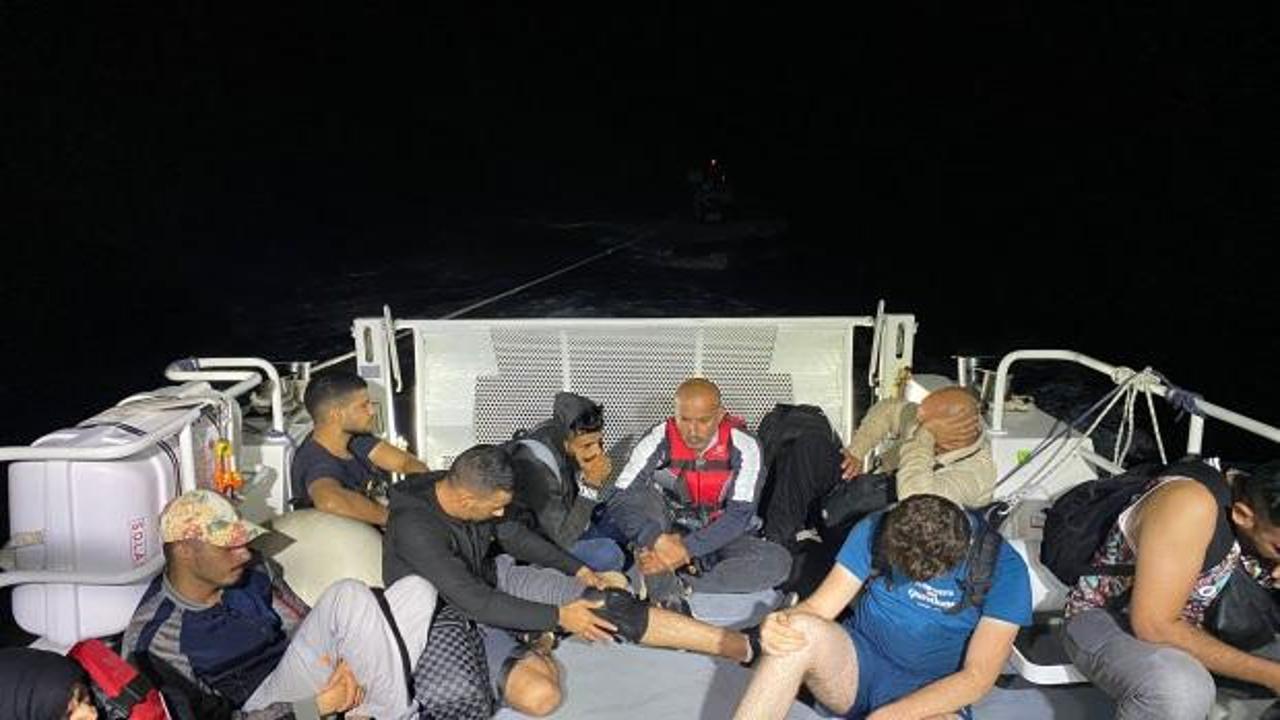 Adalar Denizi'nde 44 düzensiz göçmen kurtarıldı