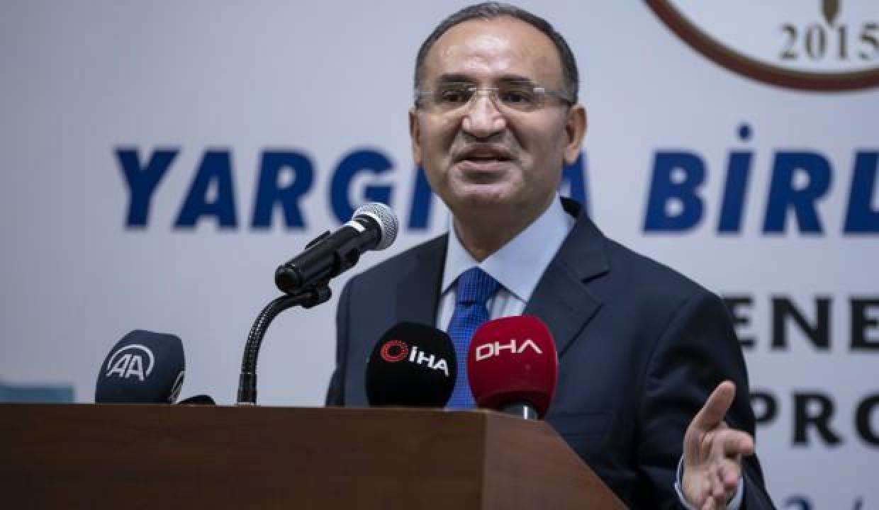 Adalet Bakanı Bozdağ'ın Kovid-19 test sonucu pozitif çıktı
