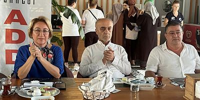 ADD KARTAL ŞUBESİNIN YENİ ÜYELERİ ÜYELİK KARTLARINI ALDI