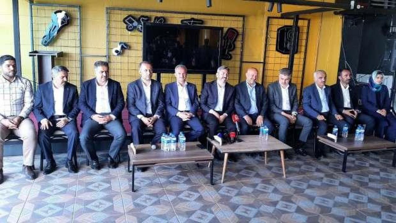 Adıyaman'da AK Partili milletvekillerinden hizmet vurgusu