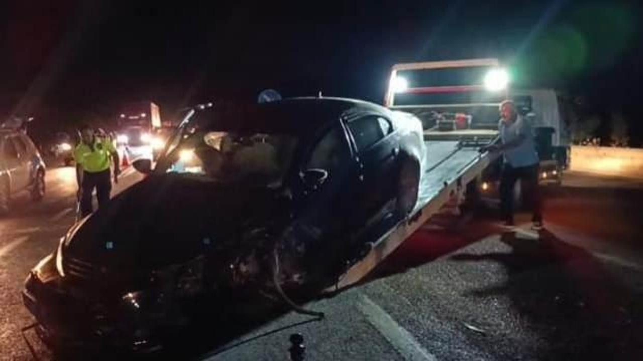 Adıyaman'da otomobiller kafa kafaya çarpıştı: 8 yaralı