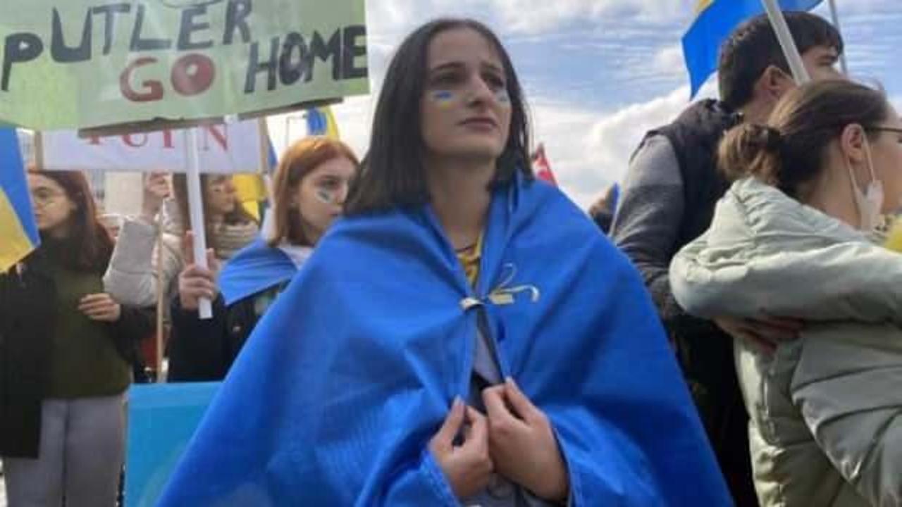Ahıska Türkü Miakhpul Mirsaliieva Erciyes Üniversitesi'ni birincilikle tamamladı