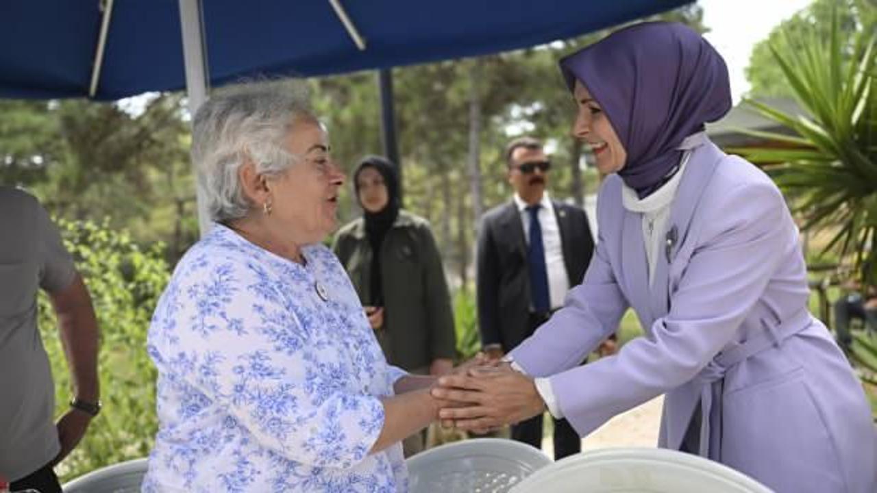 Aile ve Sosyal Hizmetler Bakanı Göktaş, İstanbul'da huzurevini ziyaret etti