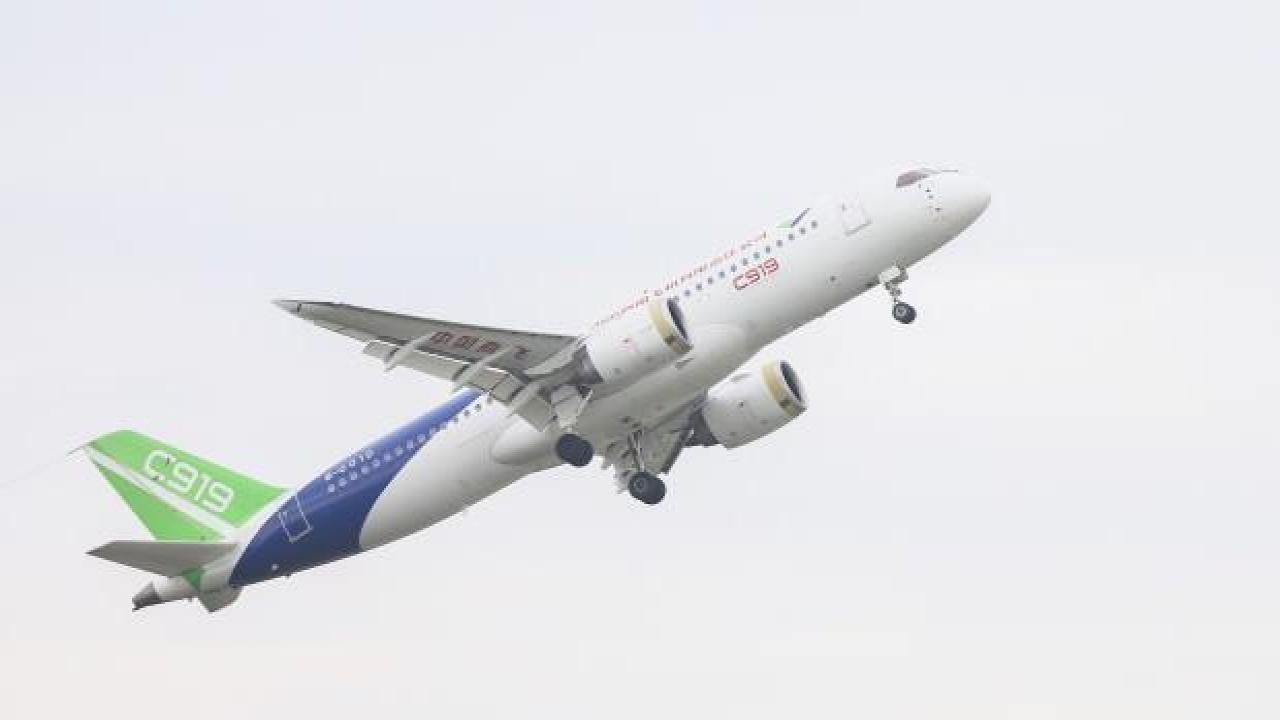 Airbus ve Boeing'e dev rakip! İlk teslimat yapıldı
