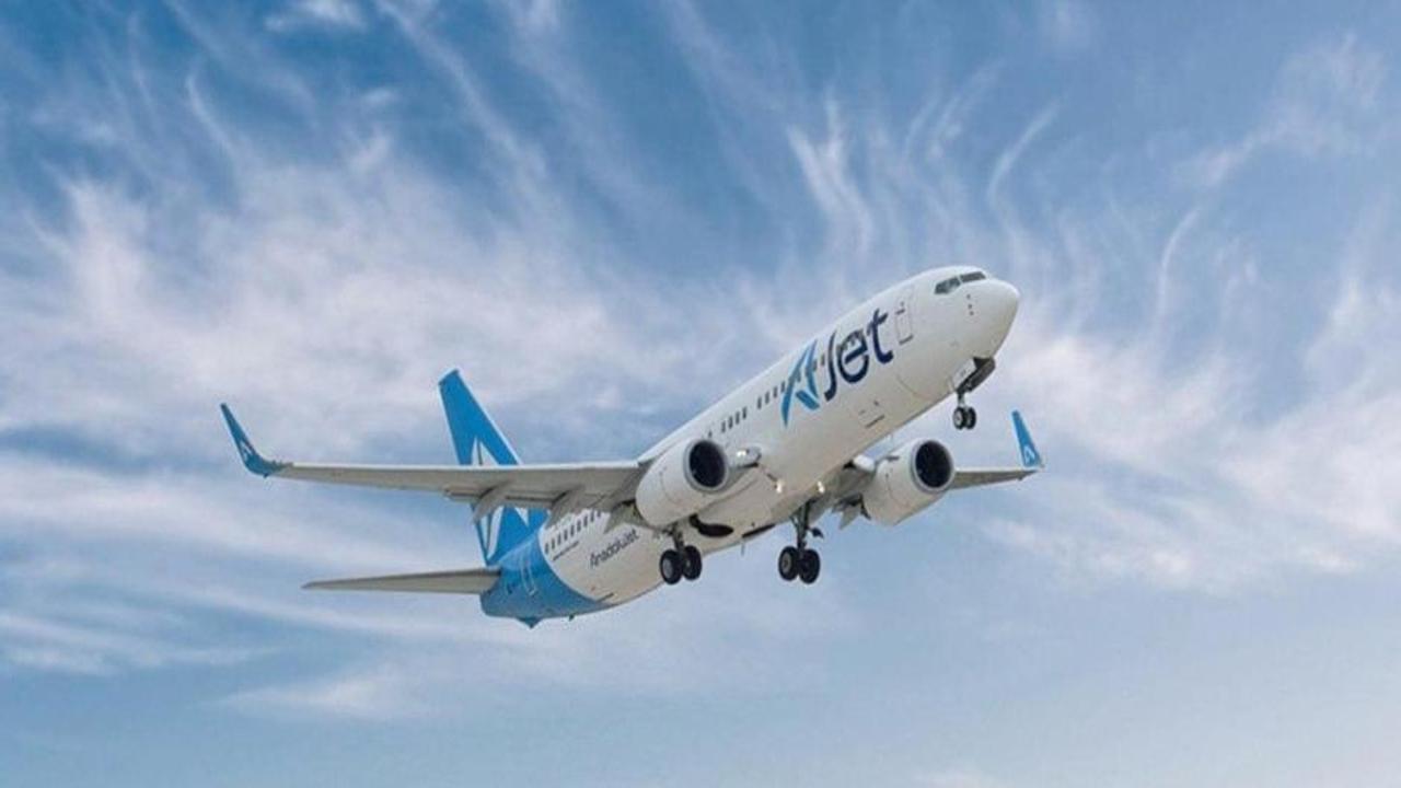 AJet'ten 23 Nisan hediyesi: Çocuk biletlerinde yüzde 50 indirim!