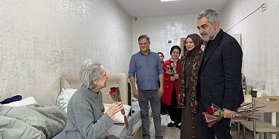 AK Parti Ataşehir İlçe Başkanlığı’ndan Anneler Günü’nde Gönüllere Dokunan Ziyaret