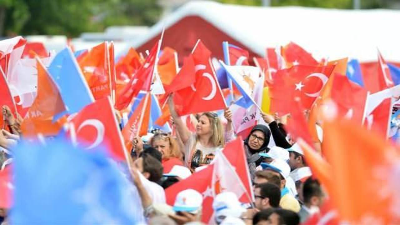 AK Parti vatandaşla buluştu! 5 kritik tespit! Sorunlar tek tek not ediliyor