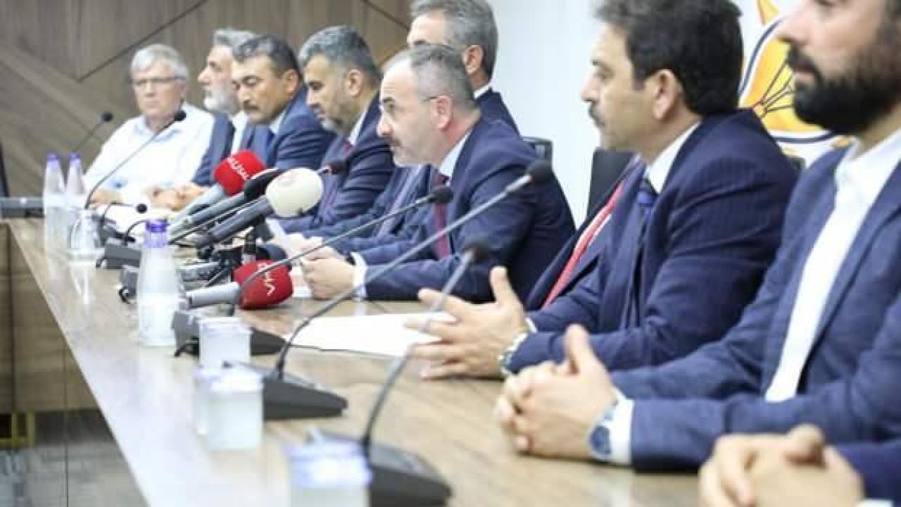AK Parti'den 11 CHP'li büyükşehir belediye başkanına hodri meydan
