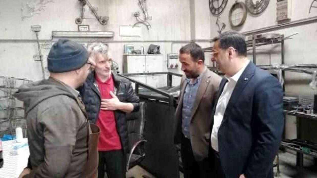 AK Parti'nin engelli milletvekili adayı Serkan Bayram Pendik'te ziyaretlerde bulundu