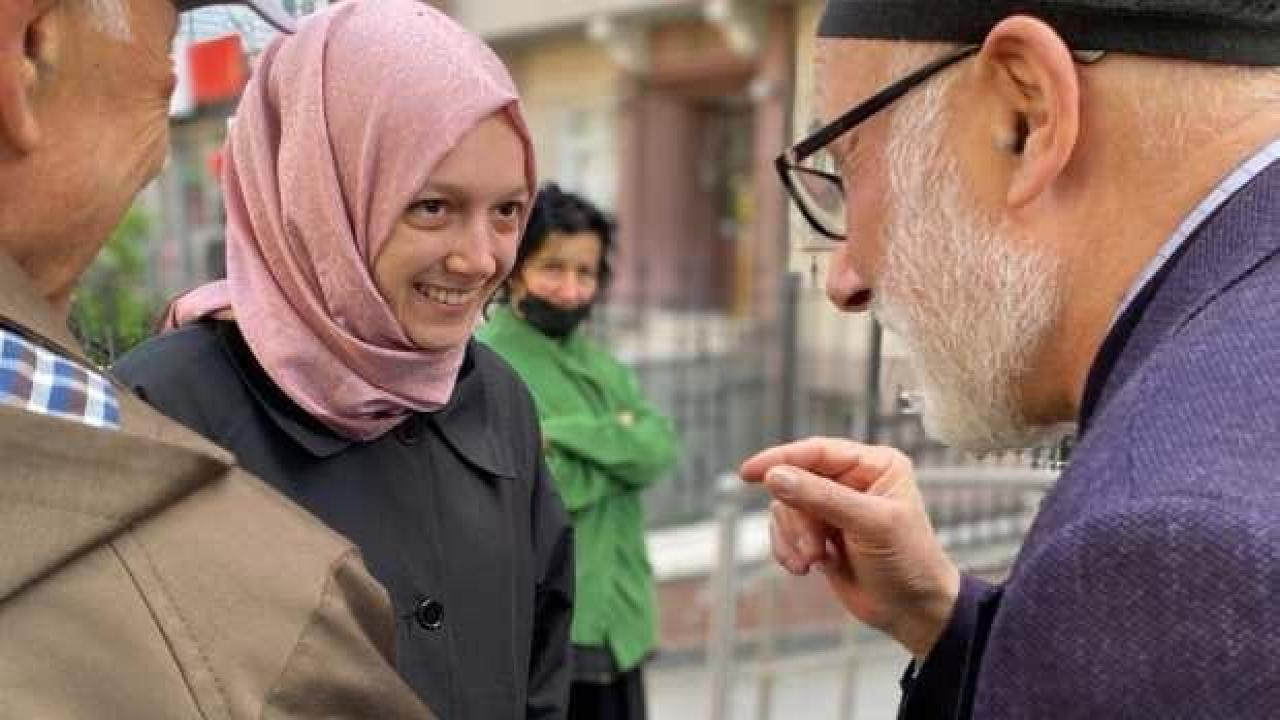 AK Parti'nin genç vekil adayı Aydemir: Yaşımı öğrenen muhalif seçmen de takdir ediyor
